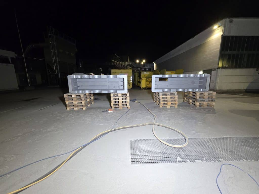 Beide Getriebe mobil Sandgestrahlt