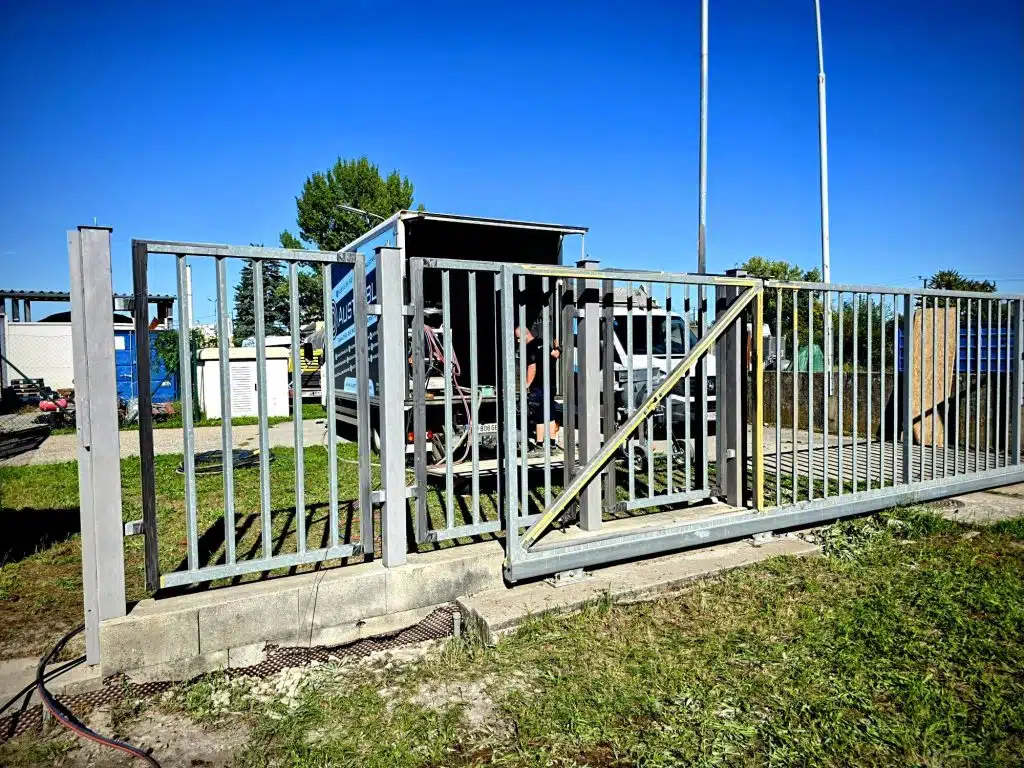 Zaunsteher sandgestrahlt